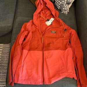 LL Bean Zip Up windbreaker